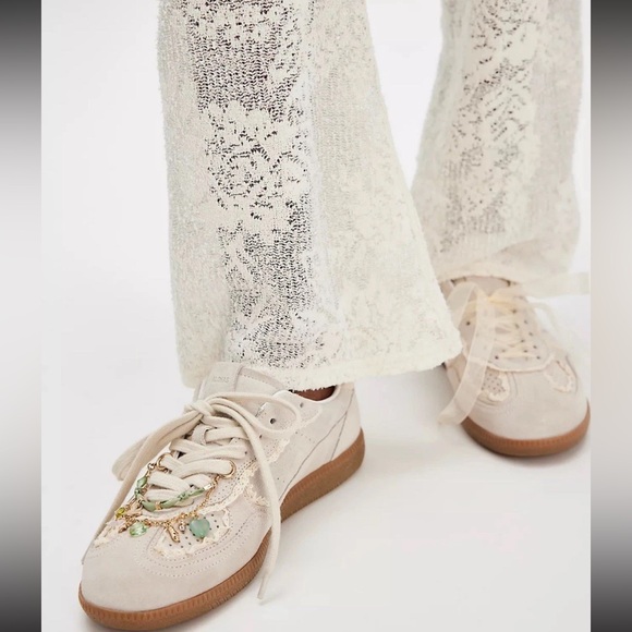 ALOHAS Shoes - ALOHAS Crochet Cream Leather Sneakers NIB Size 12 -12.5